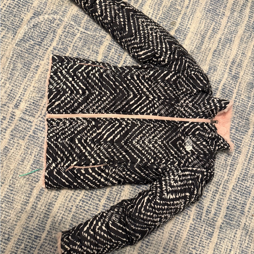 North face reversible Black and White Patterned Jacket